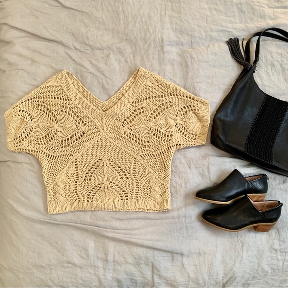 Forever 21 Sweater - Picture 1 of 5